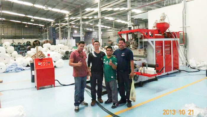 Stretch film machine in Mexico Customer Factory